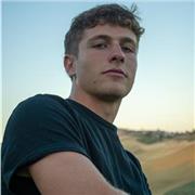 Offro volentieri ripetizioni di materie umanistiche e scientifiche a ragazzi delle medie in difficoltà nello studio individuale